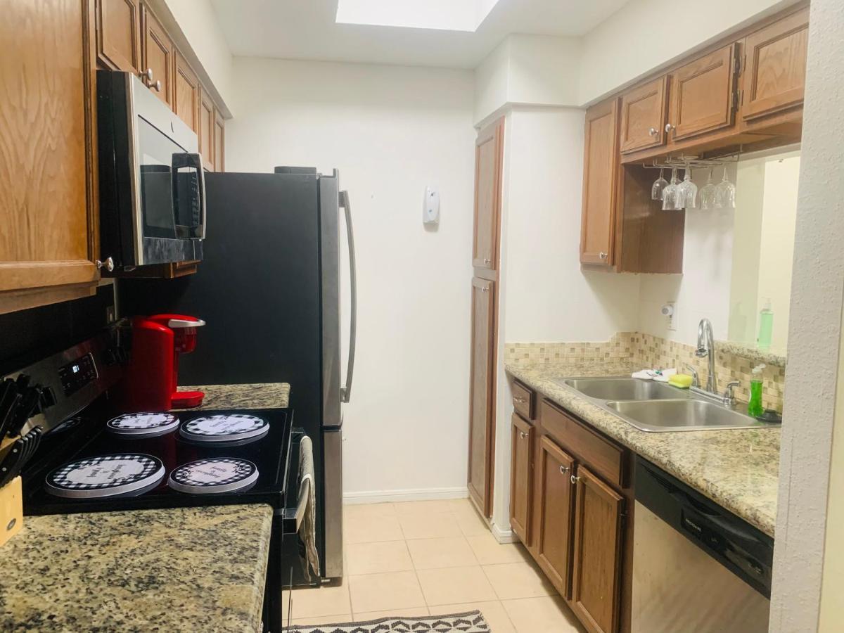 Sherbrooke Square Townhomes 휴스턴 외부 사진